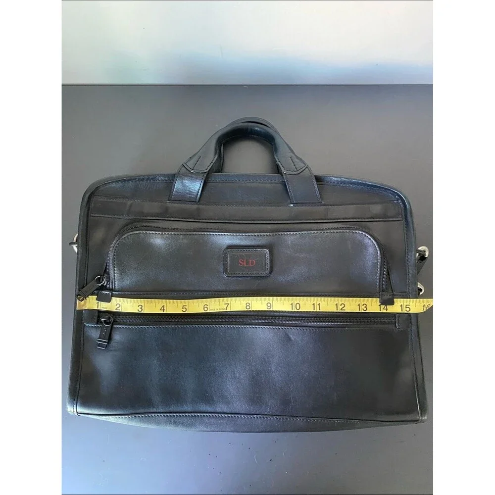 Tumi Alpha Slim Black Leather Portfolio Briefcase 17” Laptop Strap Pockets Sleek